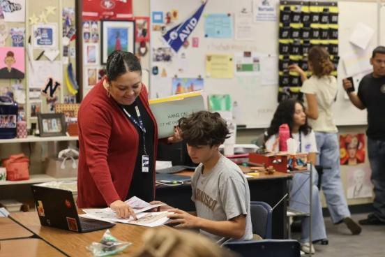 Rosalinda Hurtado in the classroom