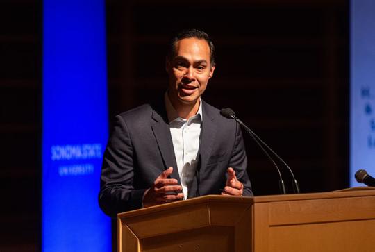 Julian Castro at podium