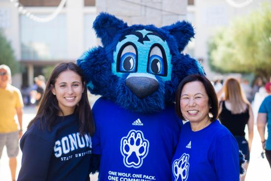 Judy Sakaki with Lobo and new student