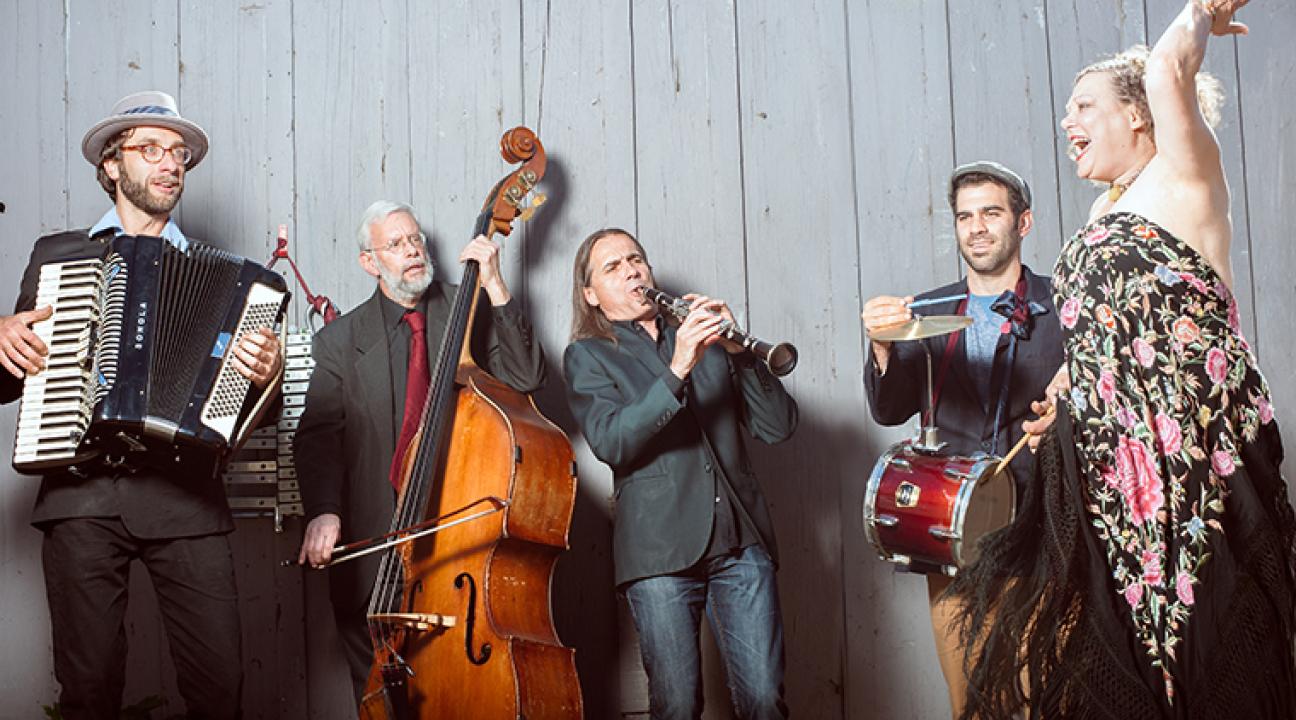 Klezmer band the Gonifs