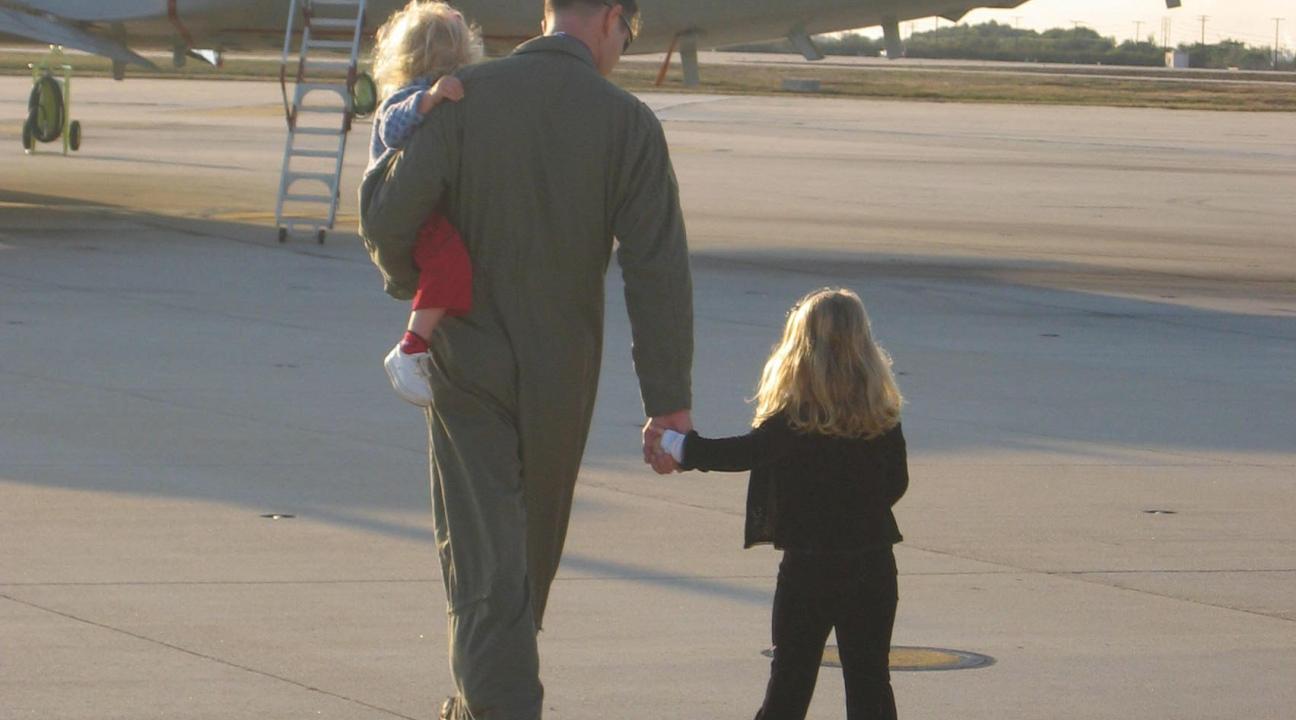 Molly Oates grew up in an aviation family.