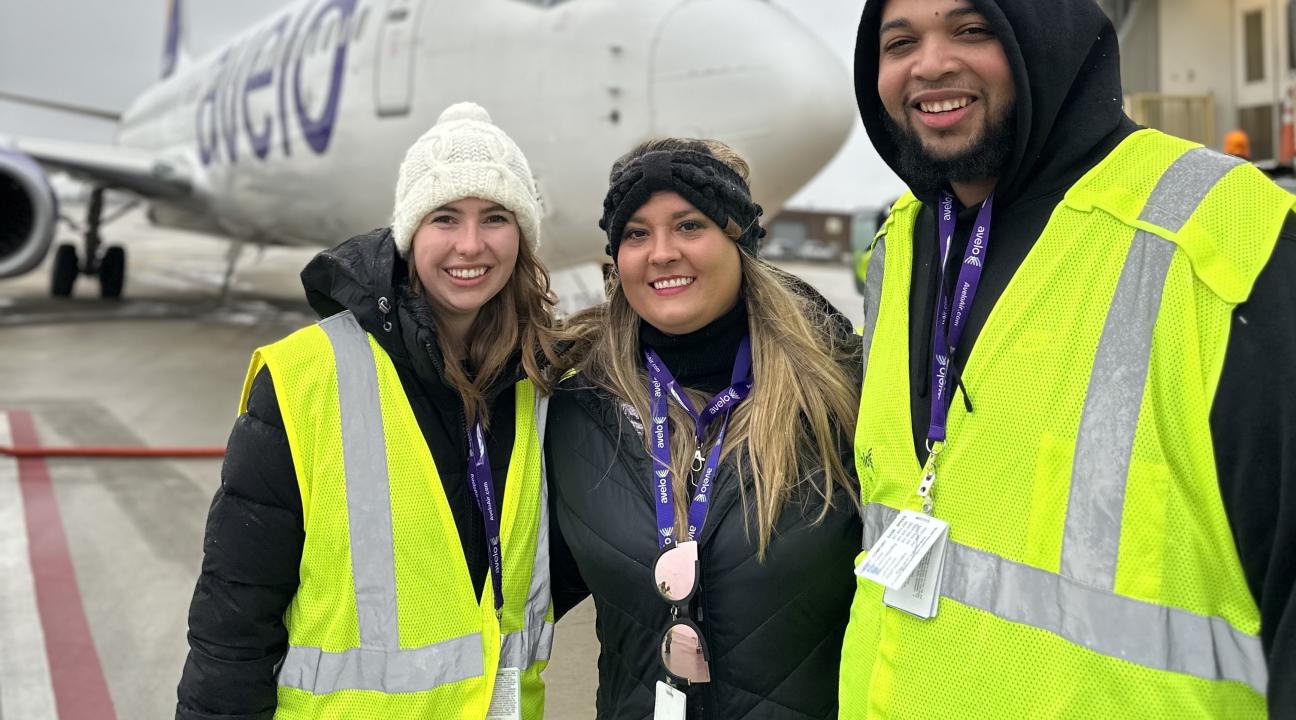 Molly Oates (left) with her Avelo colleagues.