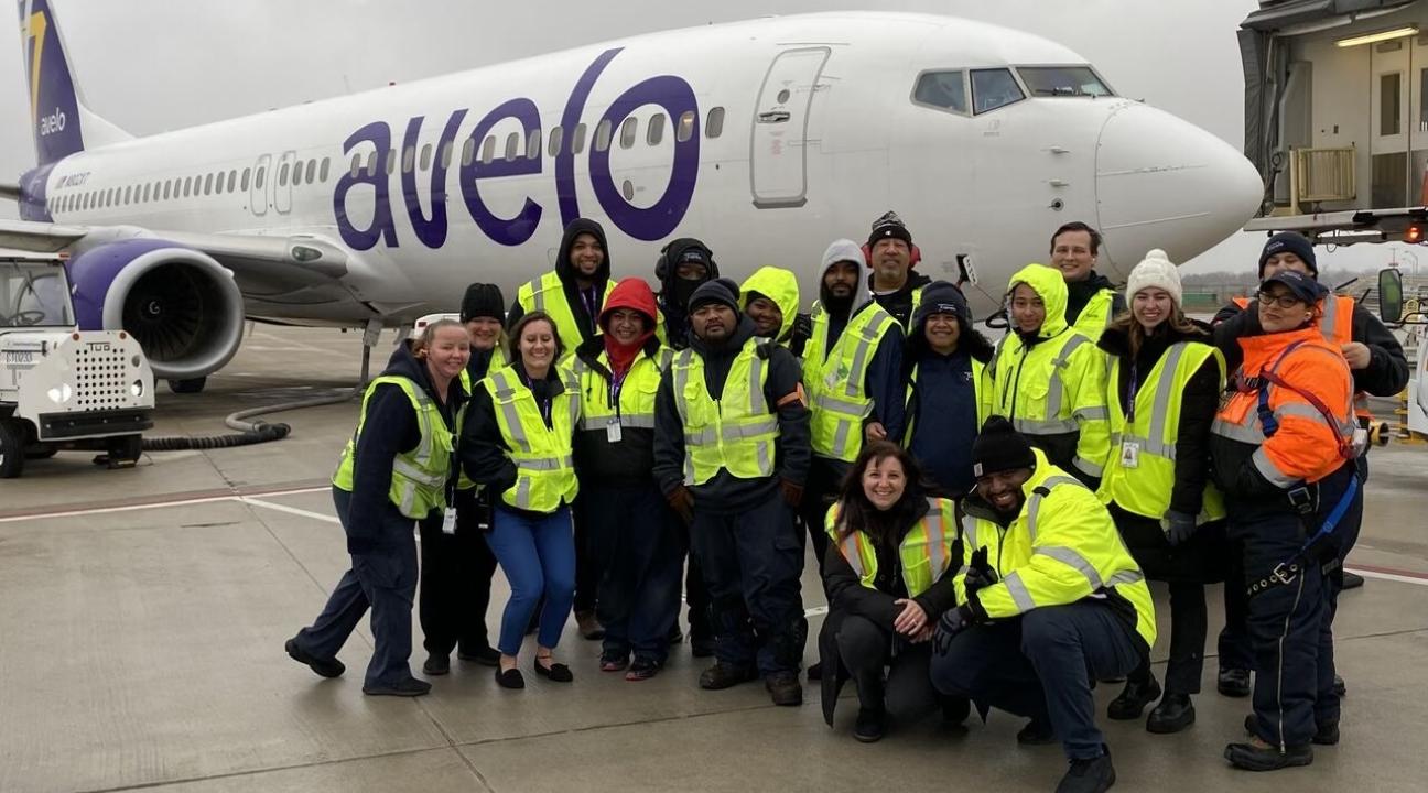 Molly Oates (left) with her Avelo colleagues.