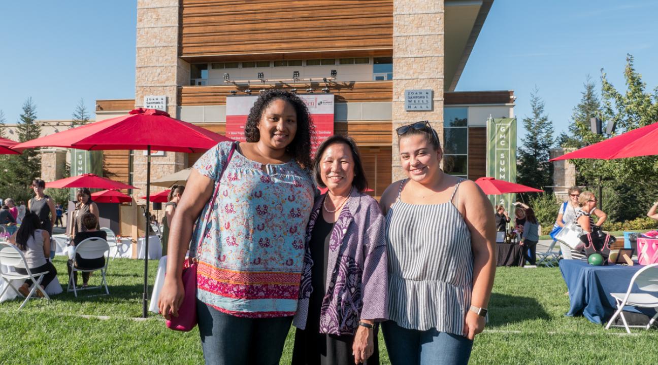 President Sakaki with students outside of Weill Hall