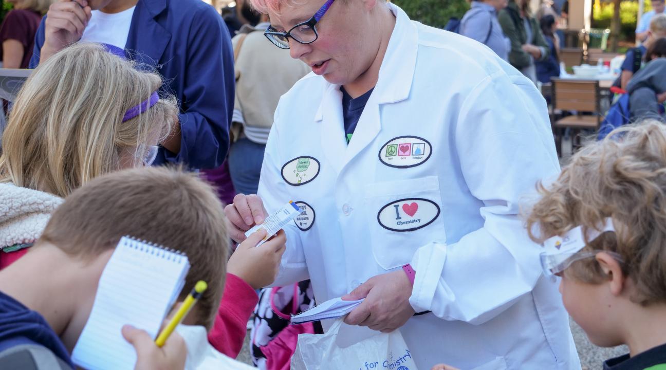 Chemistry Professor Dr. Jennifer Whiles-Lillig