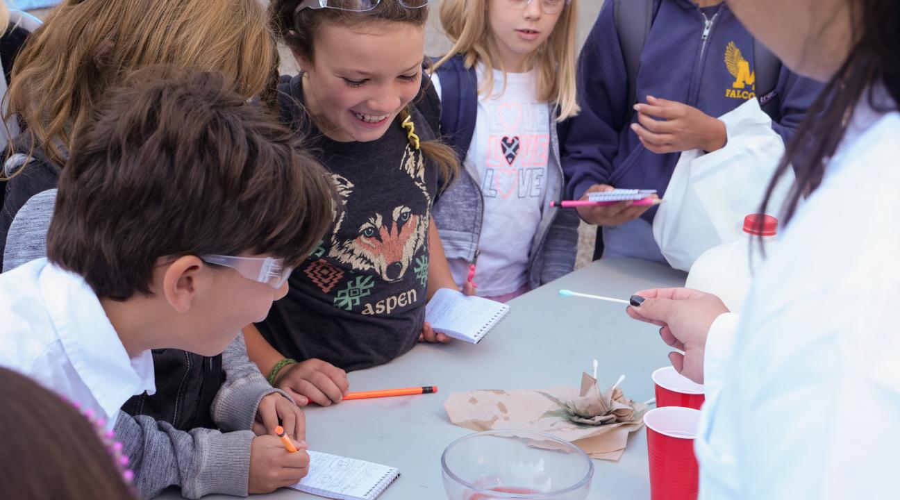 chemistry experiment with kids