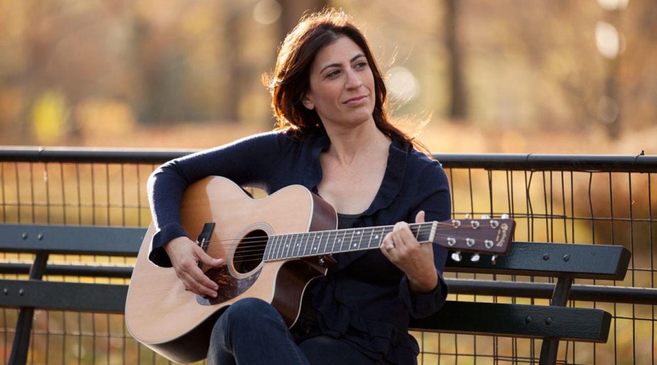sharon goldman with a guitar 