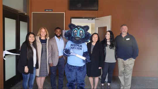 Ribbon Cutting Festivities at Lobo's Pantry // Photo by Francisco Carbajal