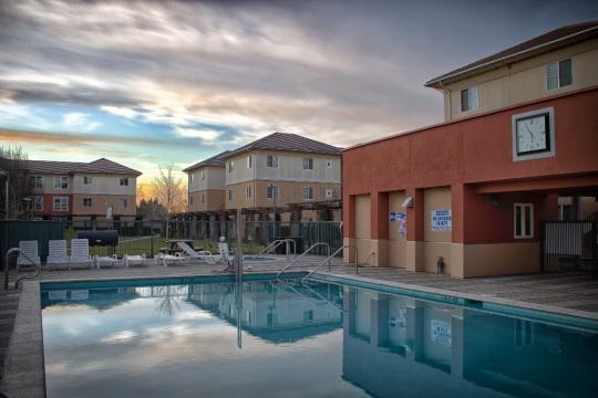 tuscany pool