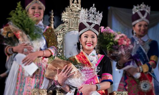 Cindy Cha being crowned Miss Hmong California 2018 // Photo by Atary Xiong