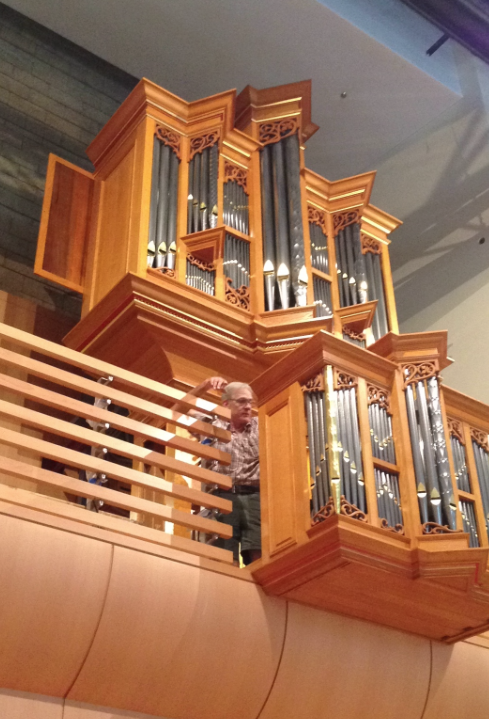 organ in schroeder hall