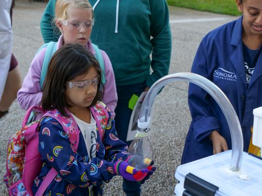 chemistry experiment with kids