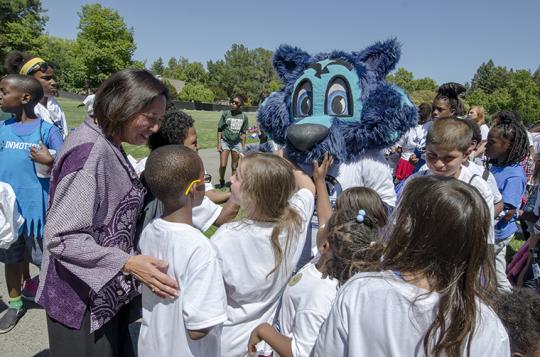 President Judy Sakaki meets with Lobo the Seawolf and students from RFDC