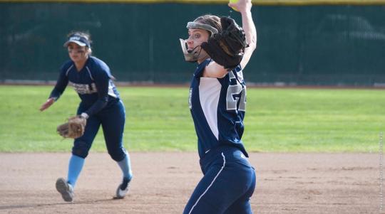 Brielle Vidmar pitching